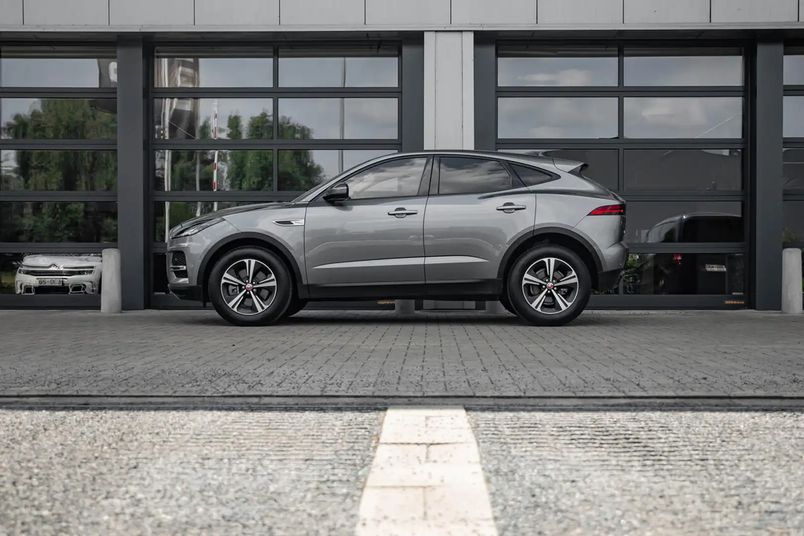 Jaguar E-Pace P160 SE | Memory zetels | Leder | Camera | DAB ... Beige - 2