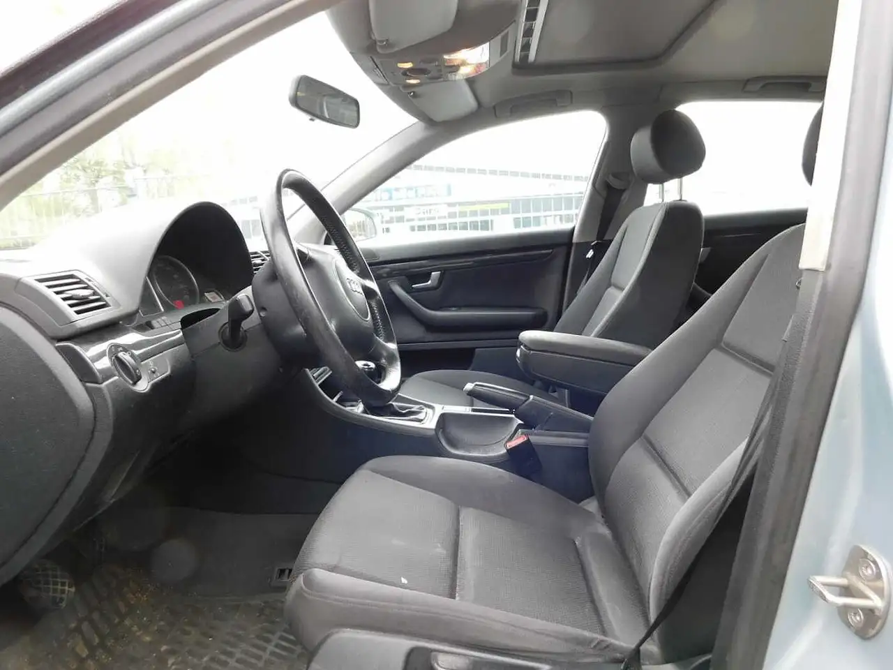 Audi A4 2.0, foto 6