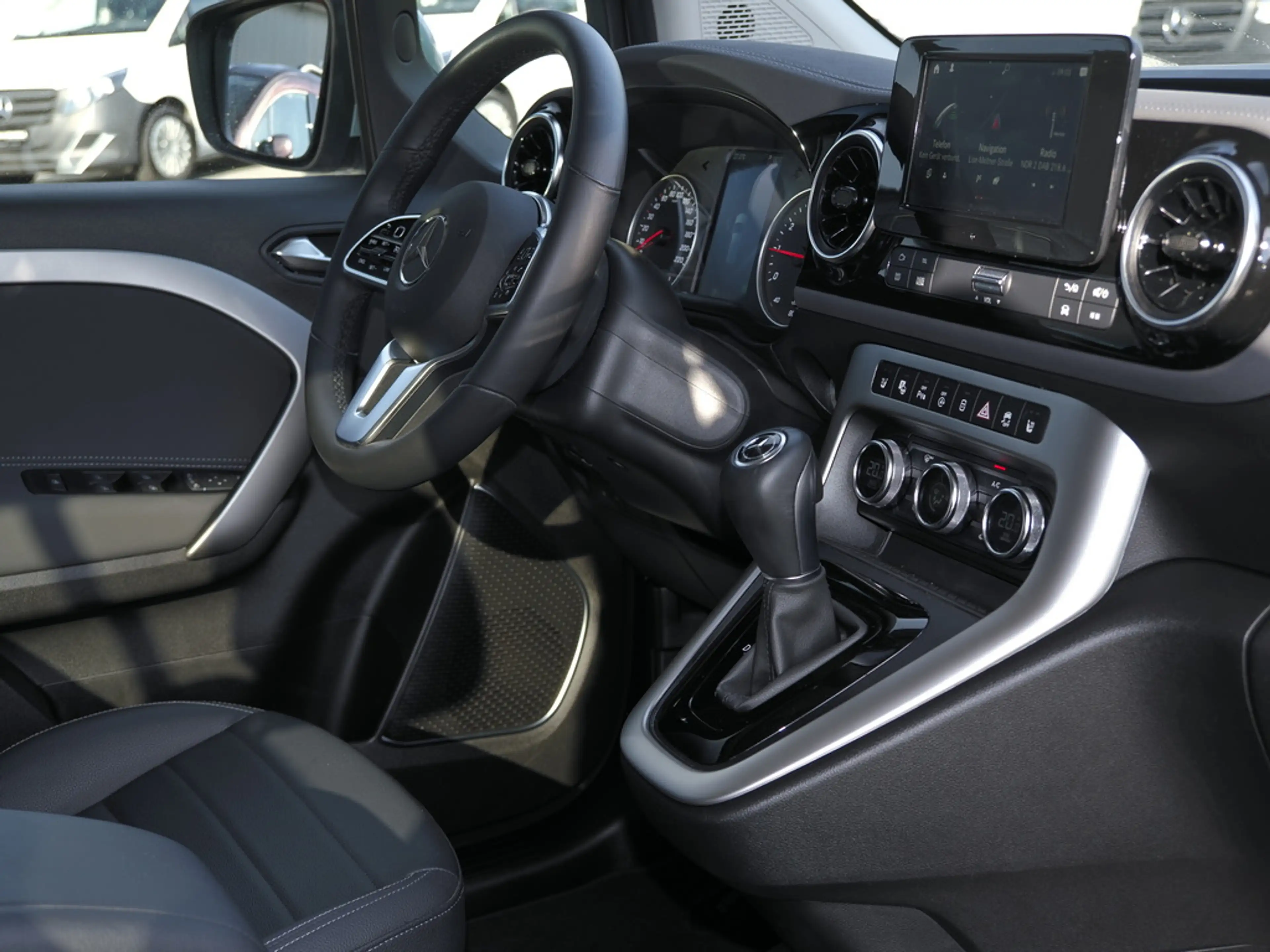 Mercedes-Benz T-Class T 180 PROGRESSIVE 5 SITZE 7G-TRONIC MBUX KAMERA — photo 10