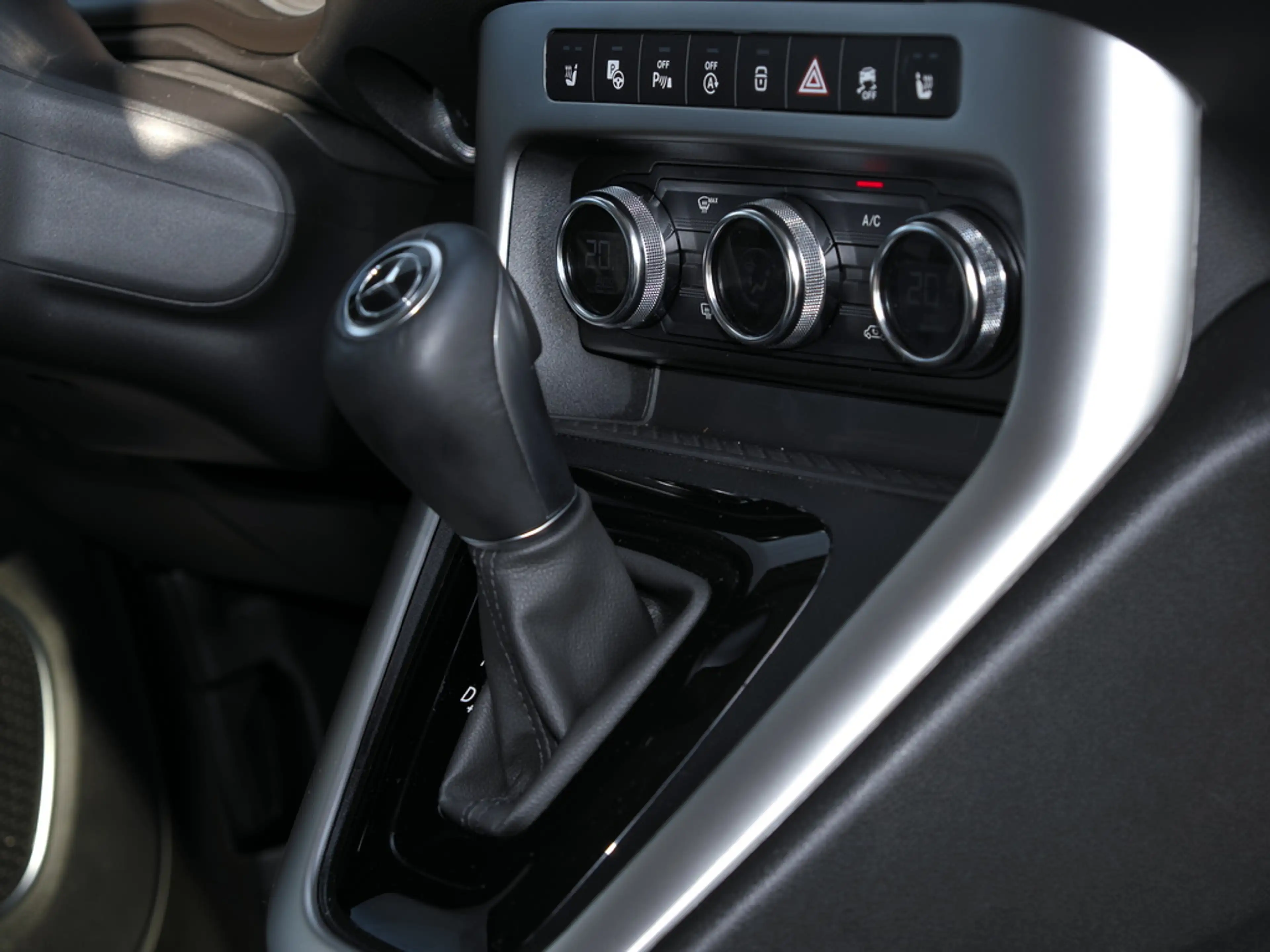 Mercedes-Benz T-Class T 180 PROGRESSIVE 5 SITZE 7G-TRONIC MBUX KAMERA — photo 12