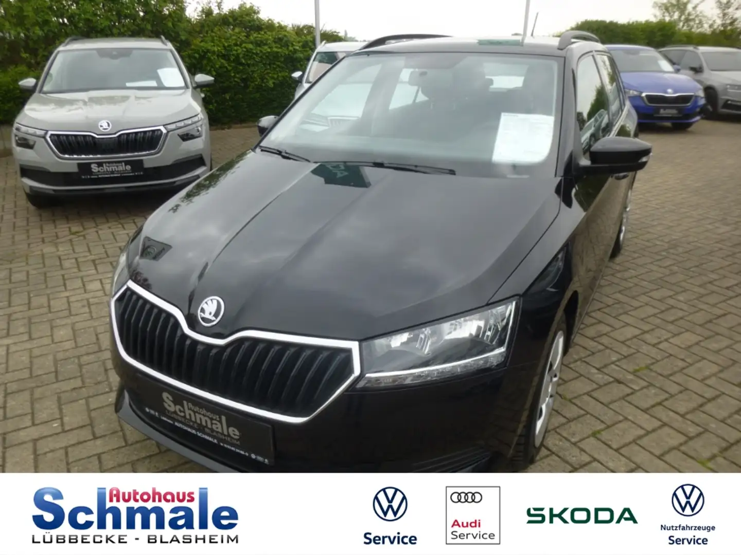 Skoda Fabia Combi Cool Plus 1.0 MPI Zwart - 1