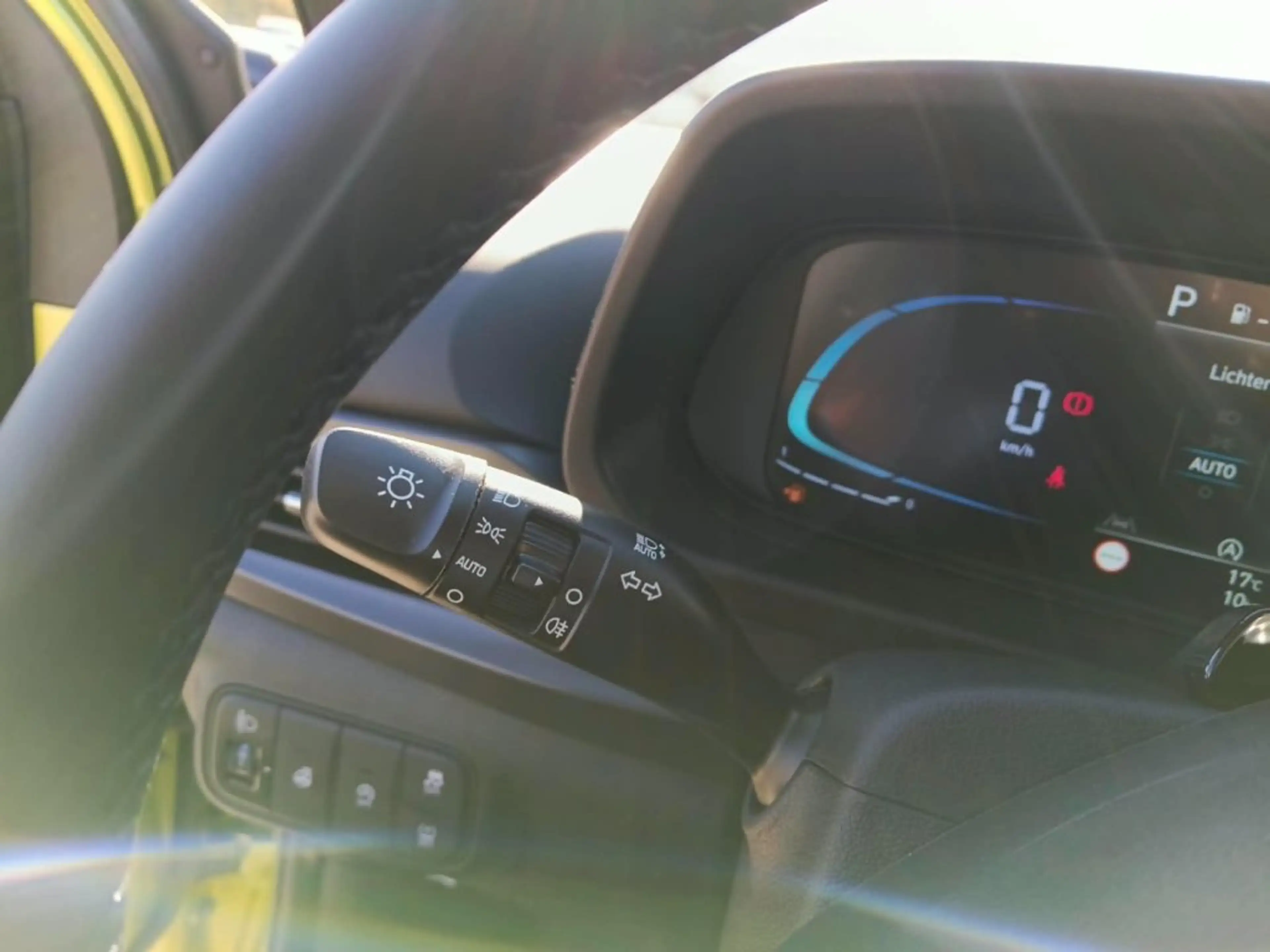 Hyundai i20 IHyundai i20 GO Plus Sondermodell  AUTOMATIK, Navi, Kamera — photo 11