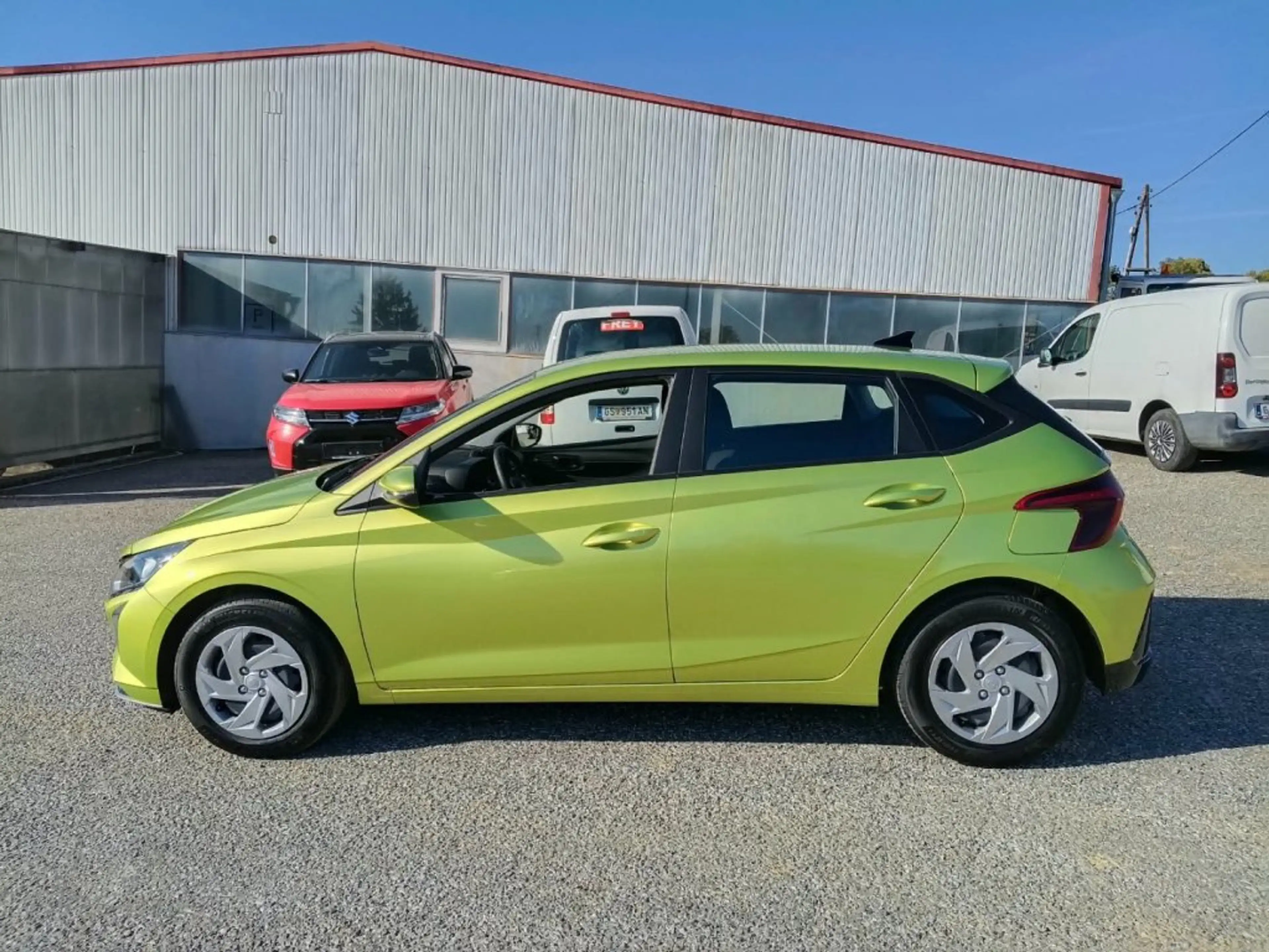 Hyundai i20 IHyundai i20 GO Plus Sondermodell  AUTOMATIK, Navi, Kamera — photo 6