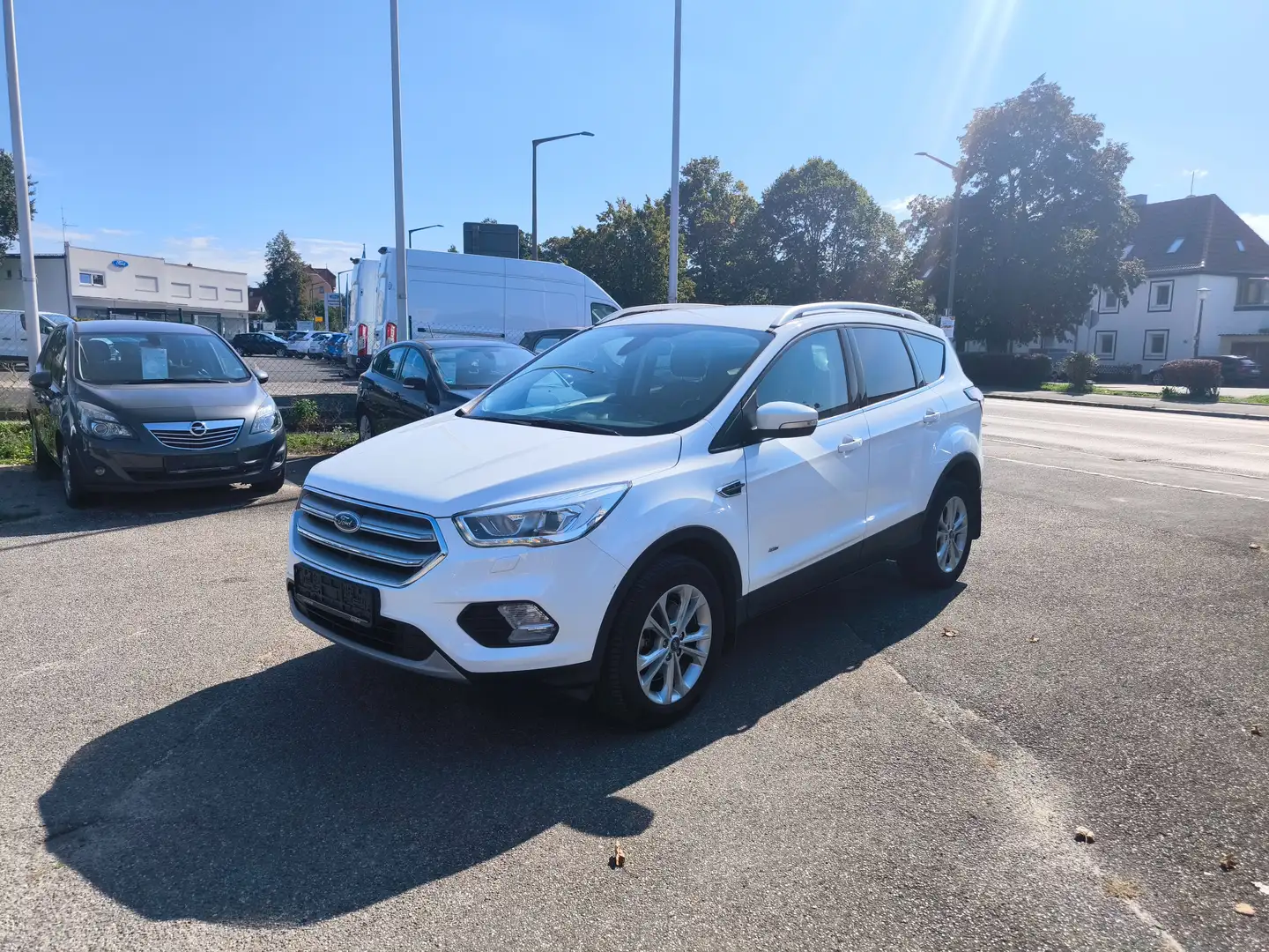 Ford Kuga Titanium automatic Blanc - 1