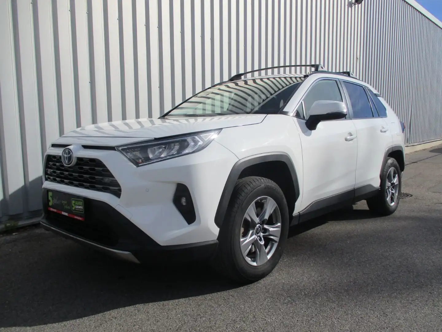 Toyota RAV4 RAV4 2.5 Active ACC+LED+Navi+2xKlima+Kam.+KlimaA Weiß - 2