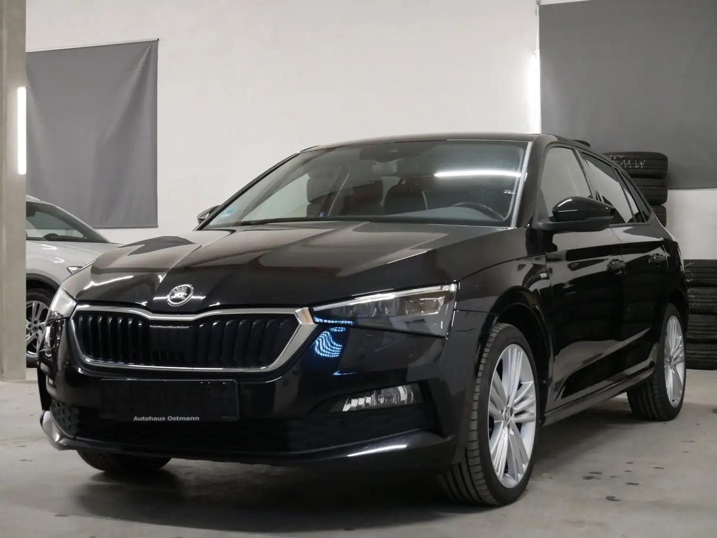 Skoda Scala Tour CARPLAY ACC LED SPUR SHZ ATTENTION Schwarz - 2