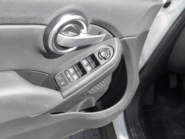 Fiat 500x view 11