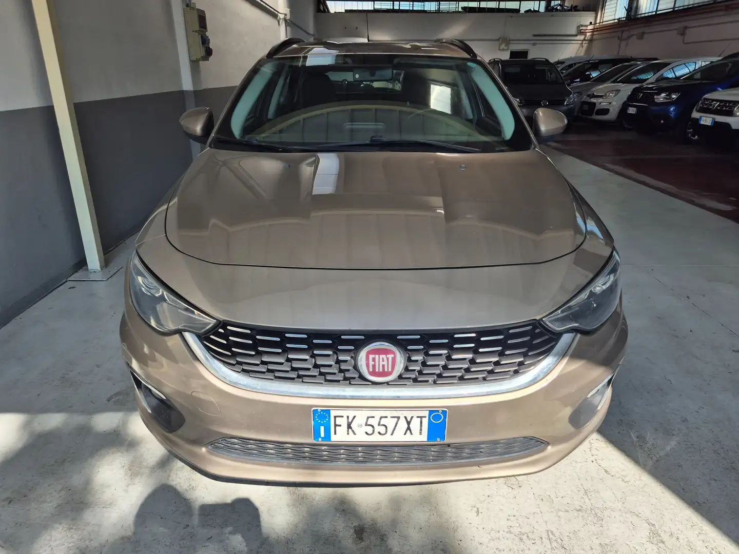 Fiat Tipo Tipo 4 porte II 2016 4p 1.3 mjt Lounge 95cv Beige - 2