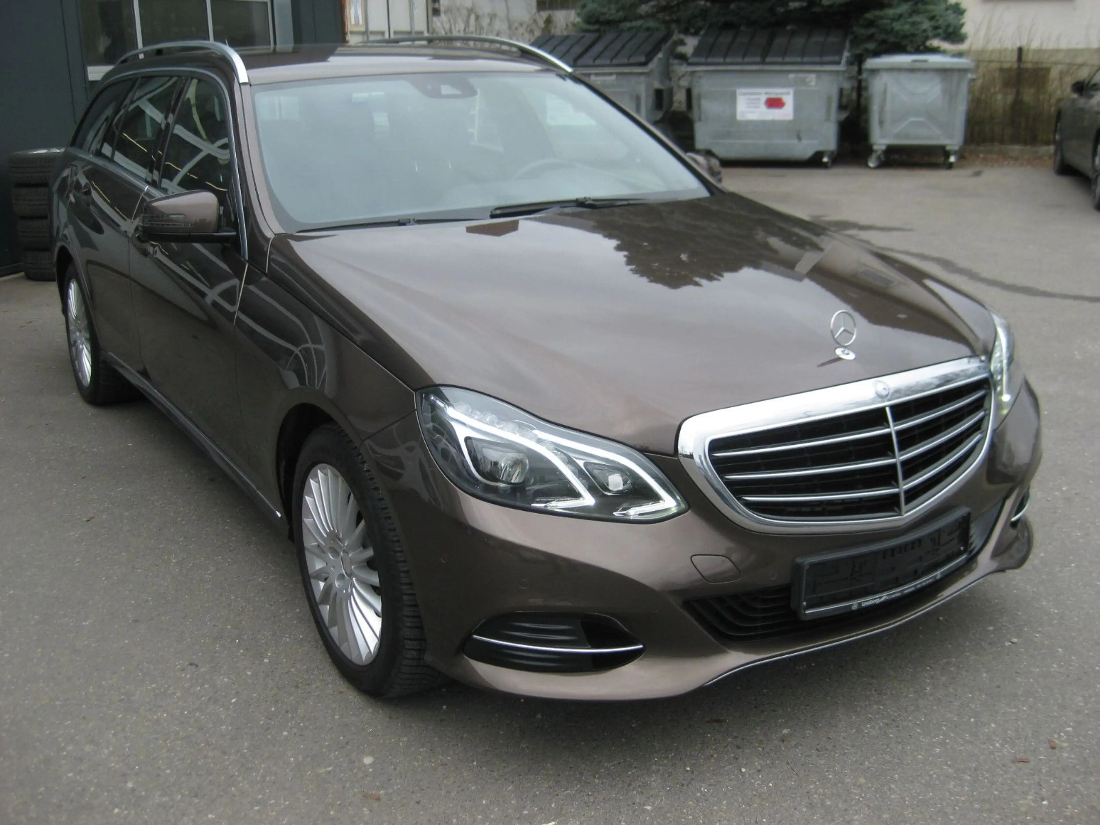 Mercedes-Benz E 350 E T-Modell E 350 CGI BlueEfficiency — photo 3
