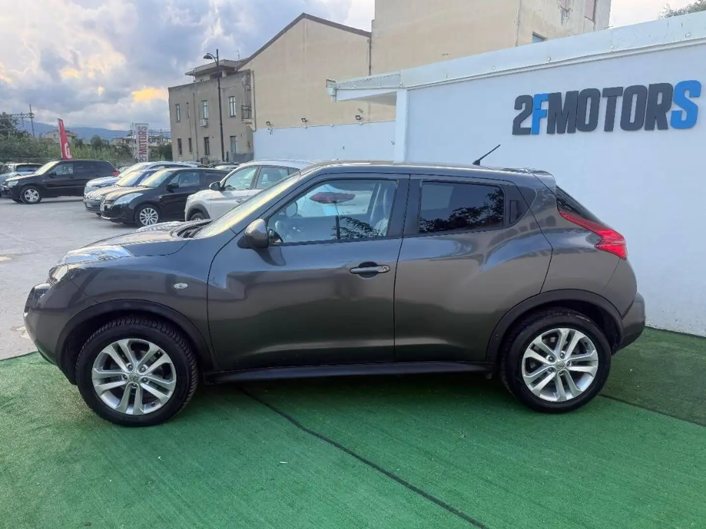 Nissan Juke 1.5 dci Tekna Grigio - 2