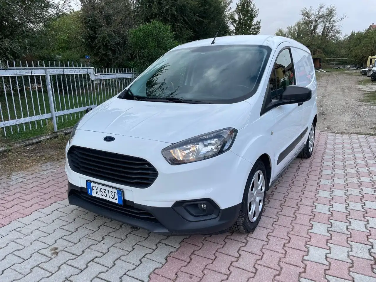 Ford Transit Courier