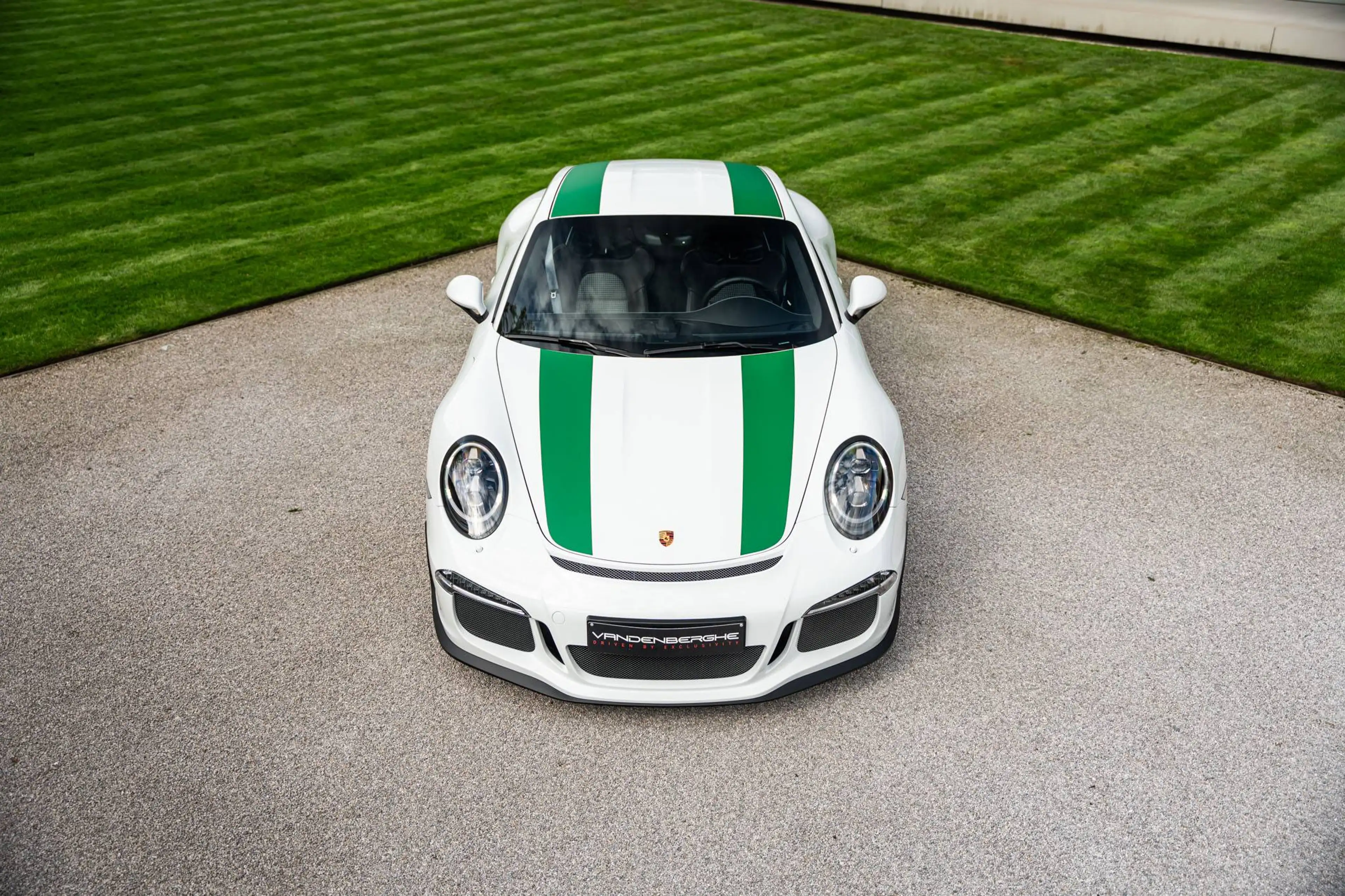 Porsche 991 R / GREEN STRIPES / 9200 KM / FULL PPF / LIFT / PDLS+ — photo 15