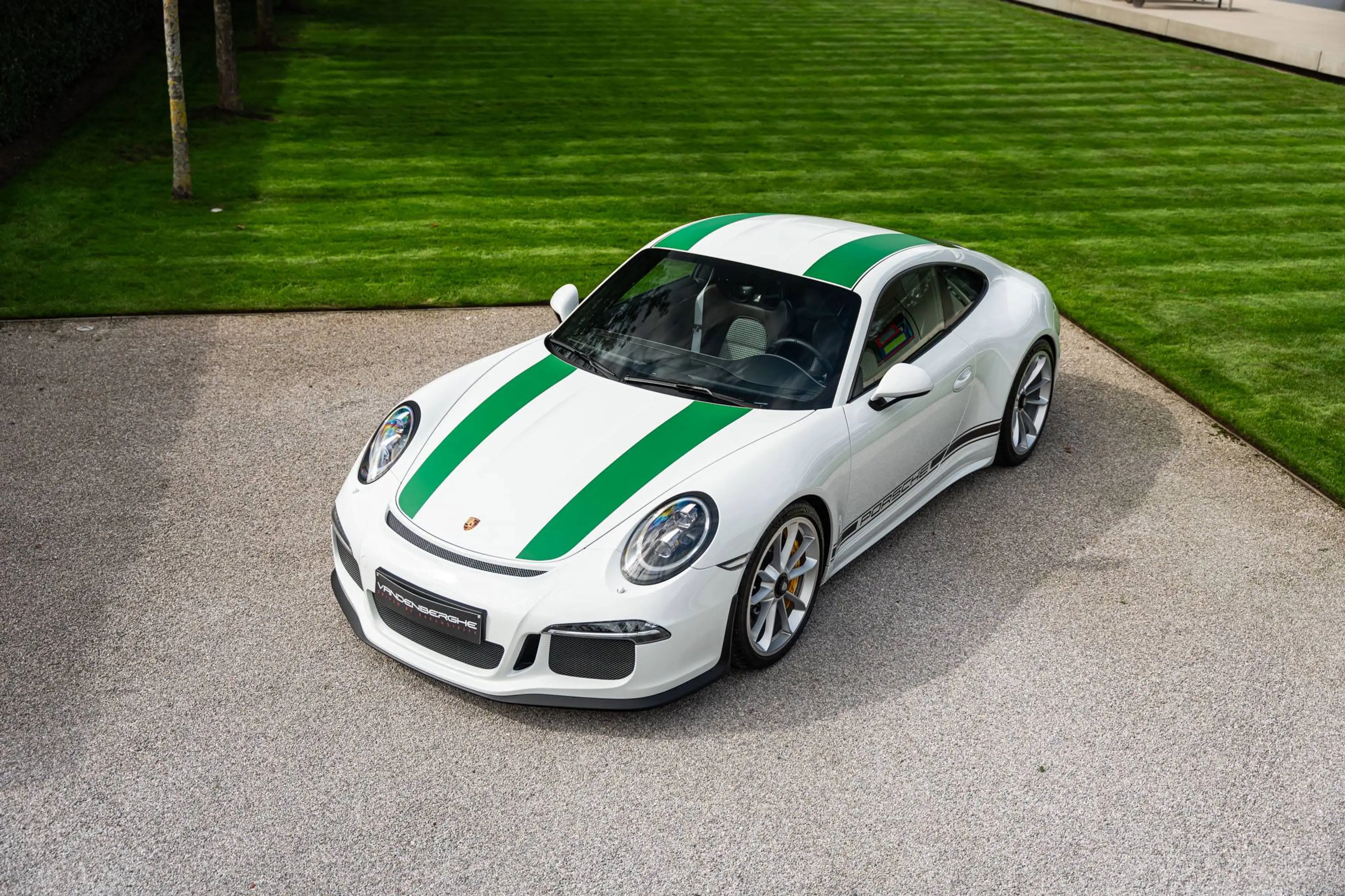 Porsche 991 R / GREEN STRIPES / 9200 KM / FULL PPF / LIFT / PDLS+ — photo 14