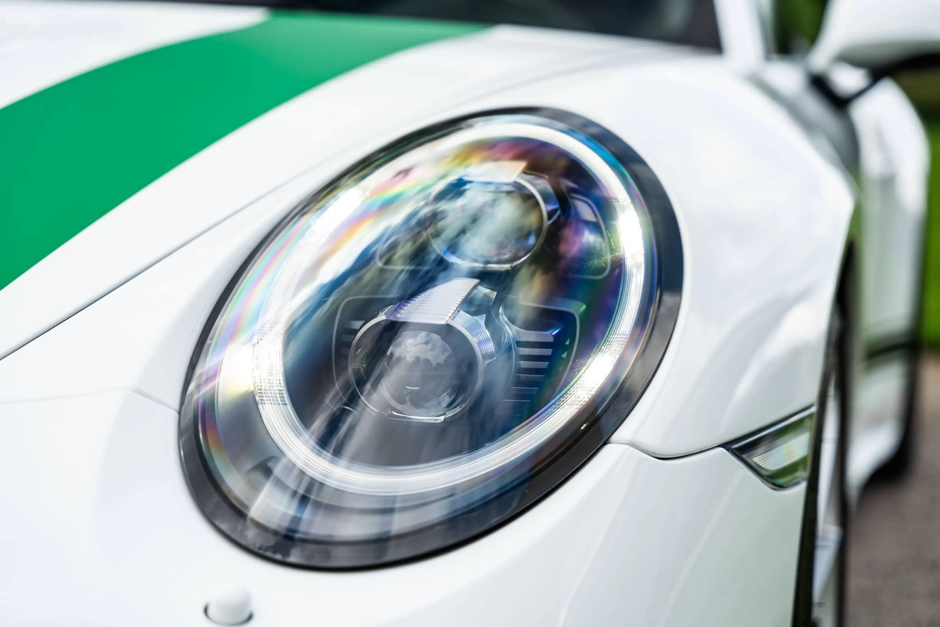 Porsche 991 R / GREEN STRIPES / 9200 KM / FULL PPF / LIFT / PDLS+ — photo 12
