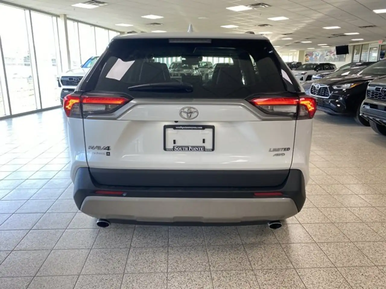 Toyota RAV 4 снимка Toyota RAV 4