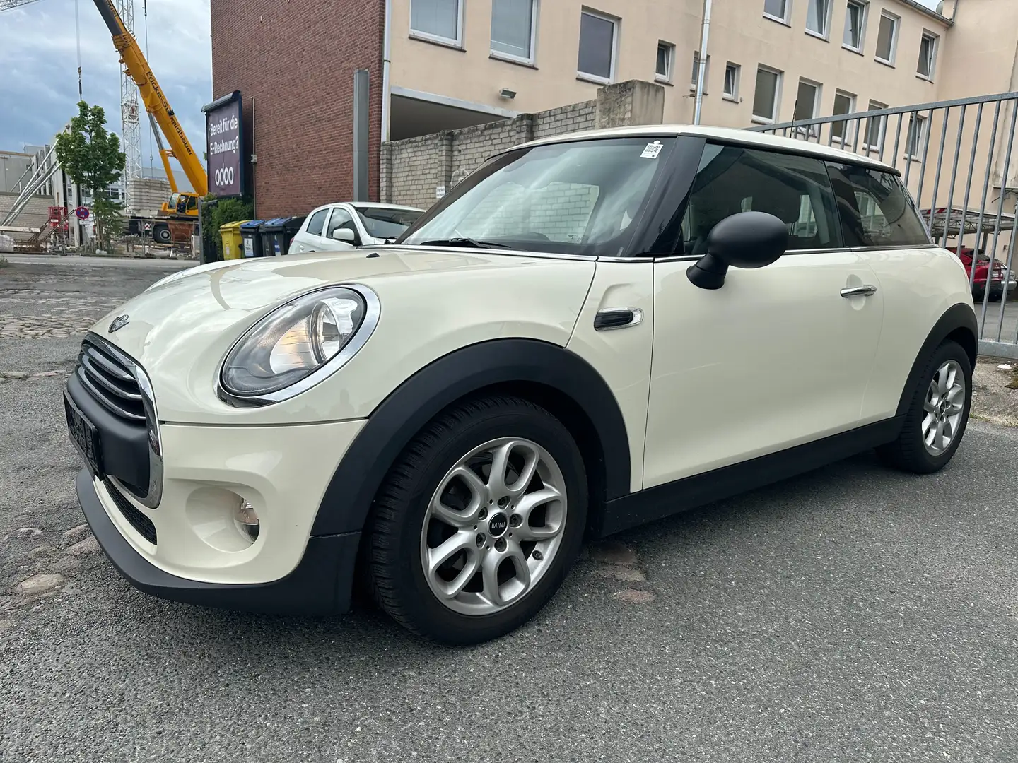 MINI One Navi-Automatik-75km-Klima-Allwetterreifen-PDC Weiß - 2
