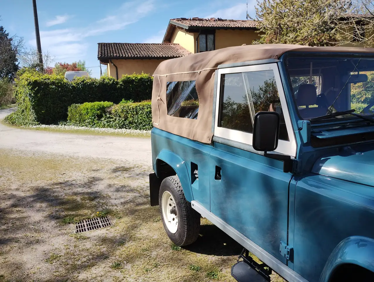 Land Rover Defender 90 2.5 Soft Top, foto 6