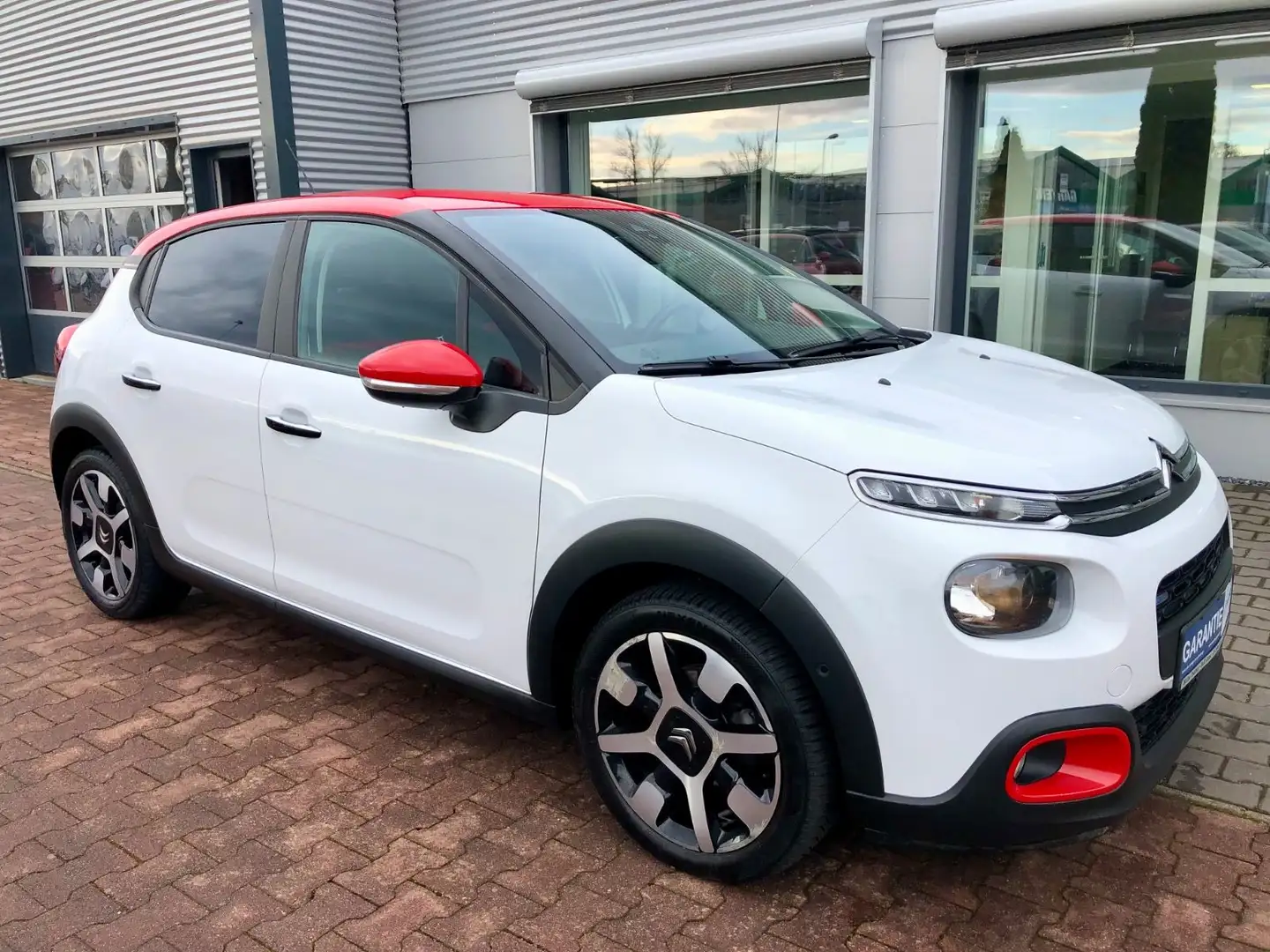 Citroen C3 Feel/Sitzhz./Navi/Kamera/Spurassistent Blanc - 1