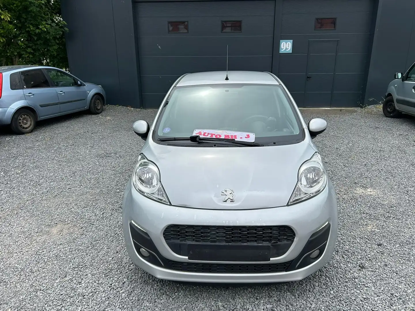Peugeot 107 1.0essence 10/2013 AIRCO SEMI-CUIR 5portes 124km - 2