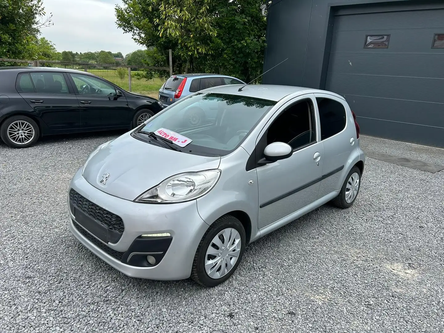 Peugeot 107 1.0essence 10/2013 AIRCO SEMI-CUIR 5portes 124km - 1