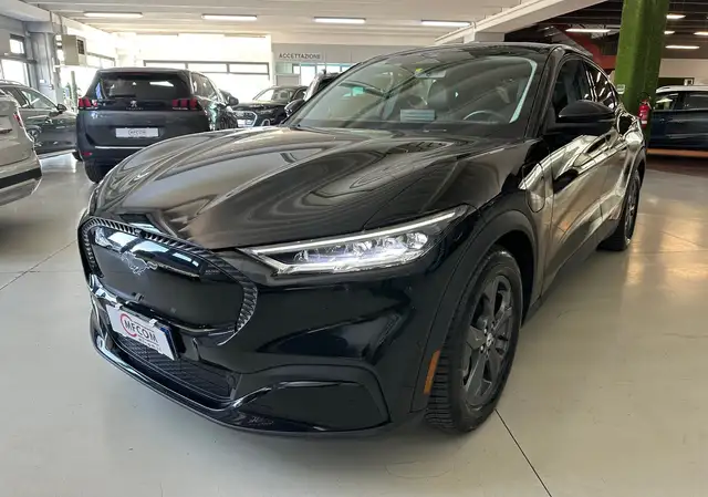 Ford Mustang Mach-e extended range rwd auto