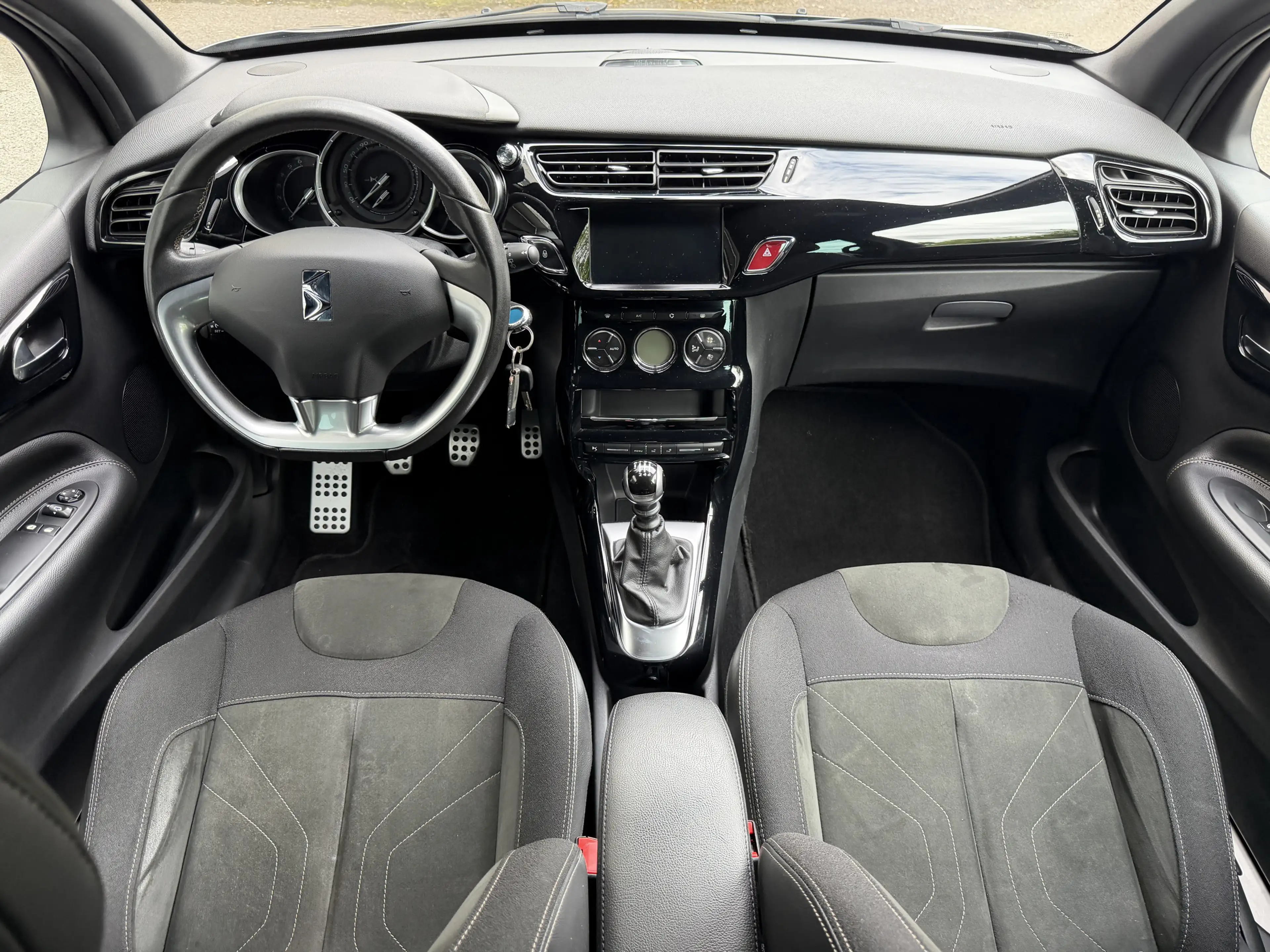 DS Automobiles Sport Chic THP 165 LED Navi Rü-Kamera Tempomat — photo 15