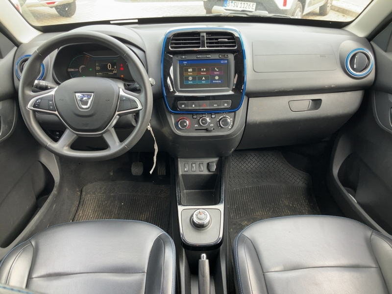 Dacia Spring Business Automatik Klima*Navi*Rückfahrcam — photo 14