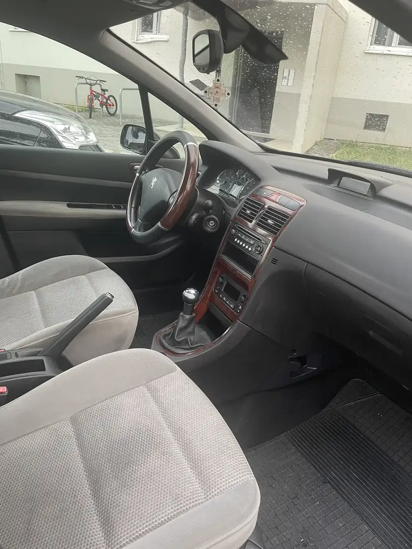 Peugeot 307 HDi 110 Premium - 2