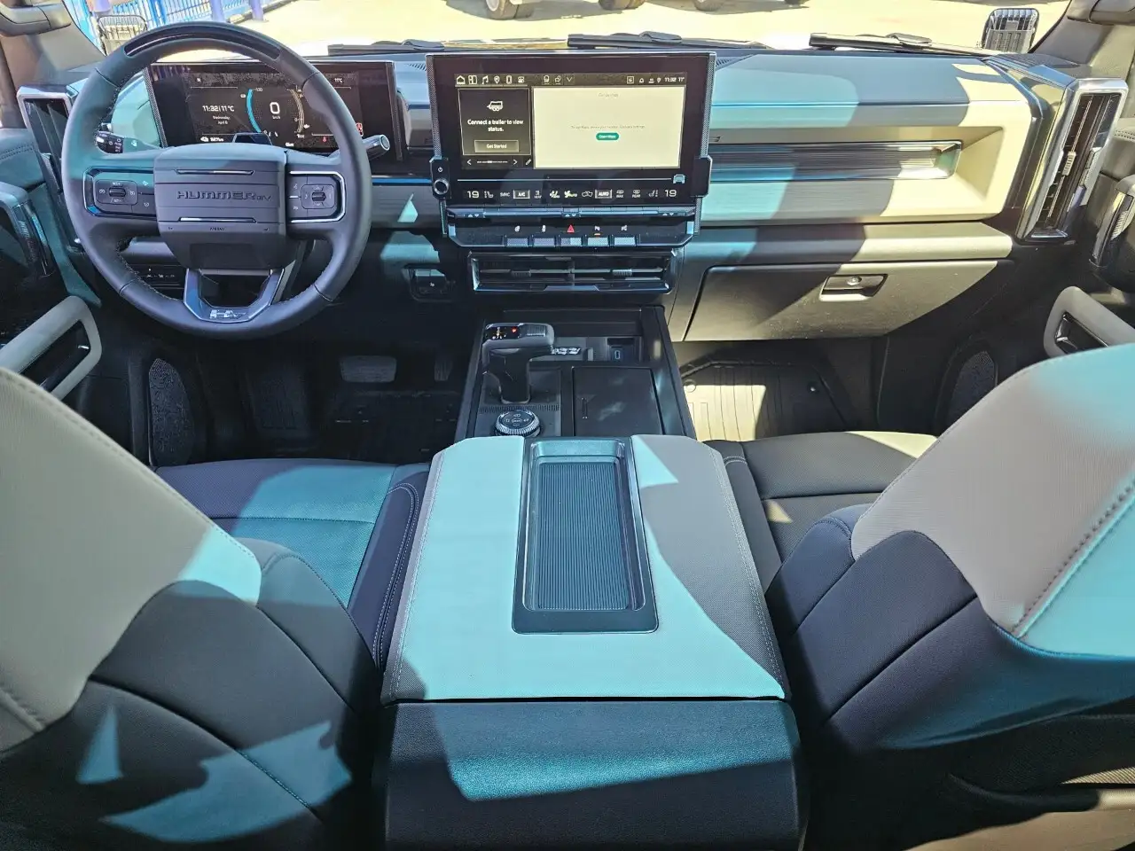 GMC HUMMER EV SUV снимка GMC HUMMER EV SUV