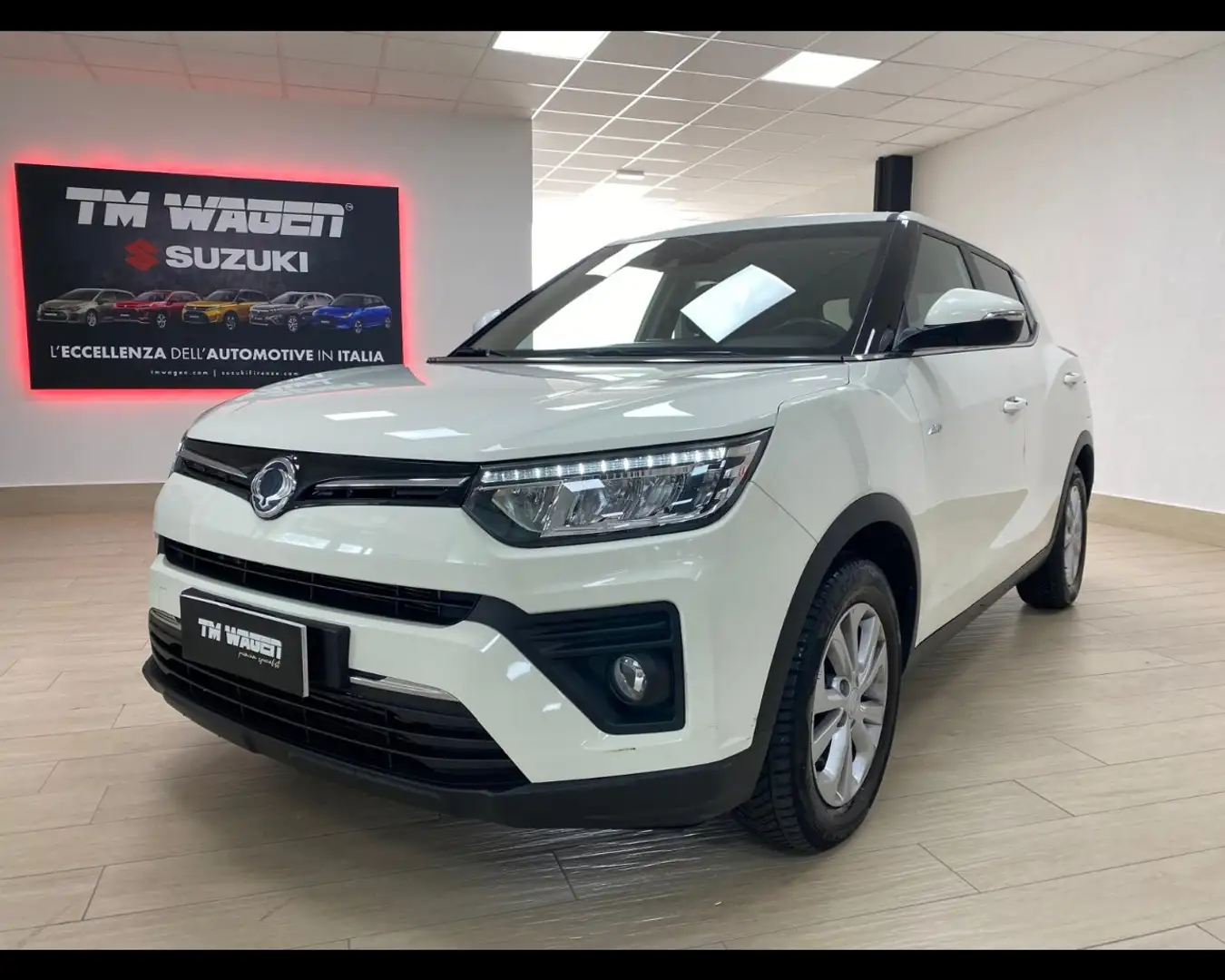 SsangYong Tivoli 1.6 diesel AWD 136cv 2020 4X4 Weiß - 1