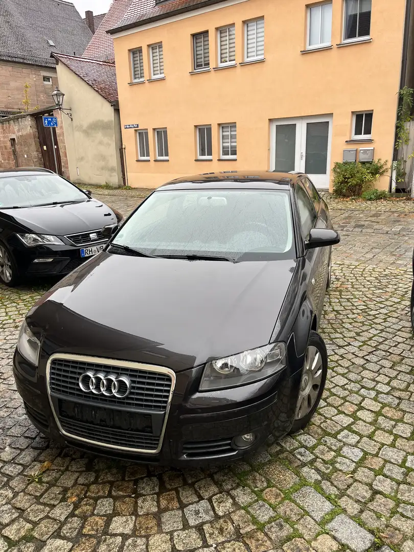 Audi A3 1.6 Attraction Grau - 2