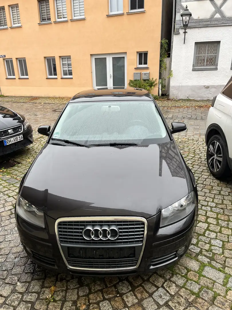 Audi A3 1.6 Attraction Grau - 1