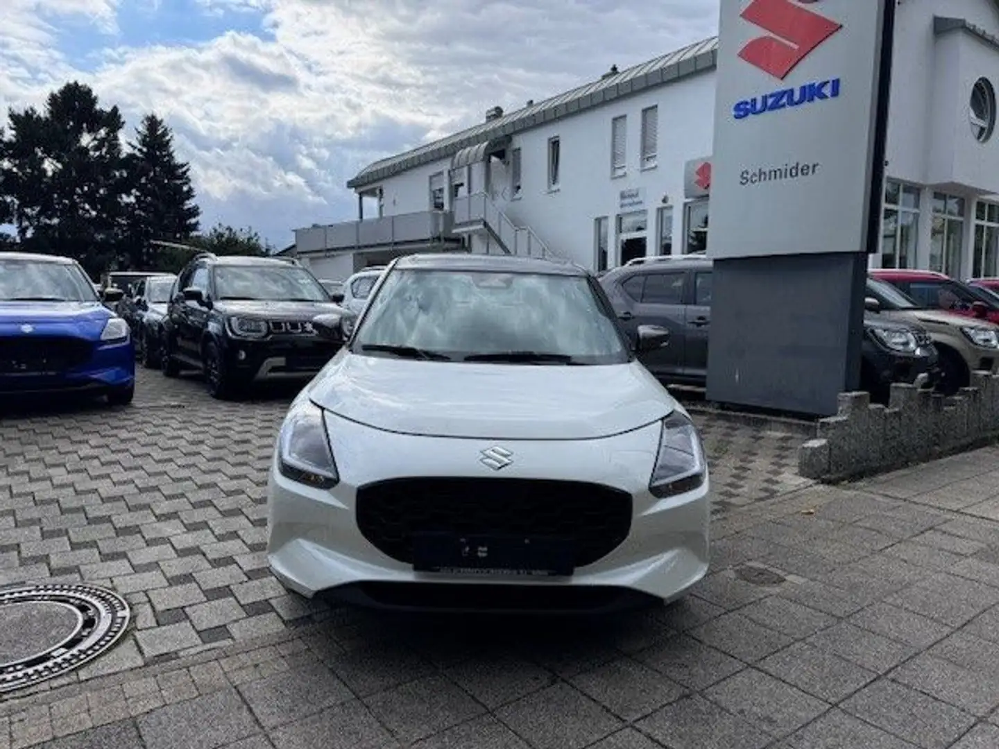 Suzuki Swift 1.2 DUALJET HYBRID Comfort+/LED/NAVI/KLIMA Weiß - 2
