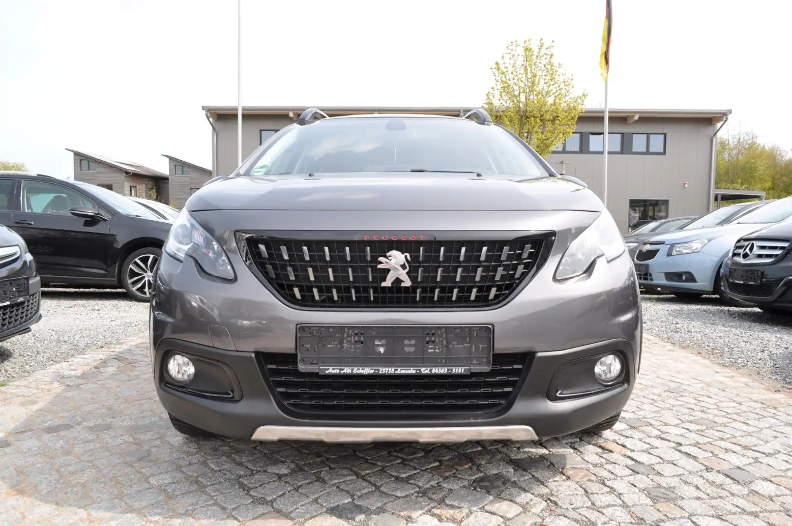 Peugeot 2008 Allure /GT-LINE/S-HEFT/NAVI/PANO/R-KAMERA Grau - 2