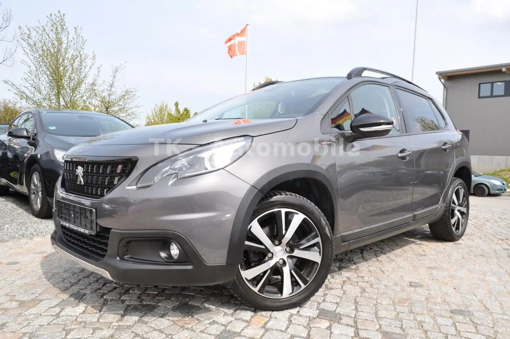 Peugeot 2008 Allure /GT-LINE/S-HEFT/NAVI/PANO/R-KAMERA Grau - 1