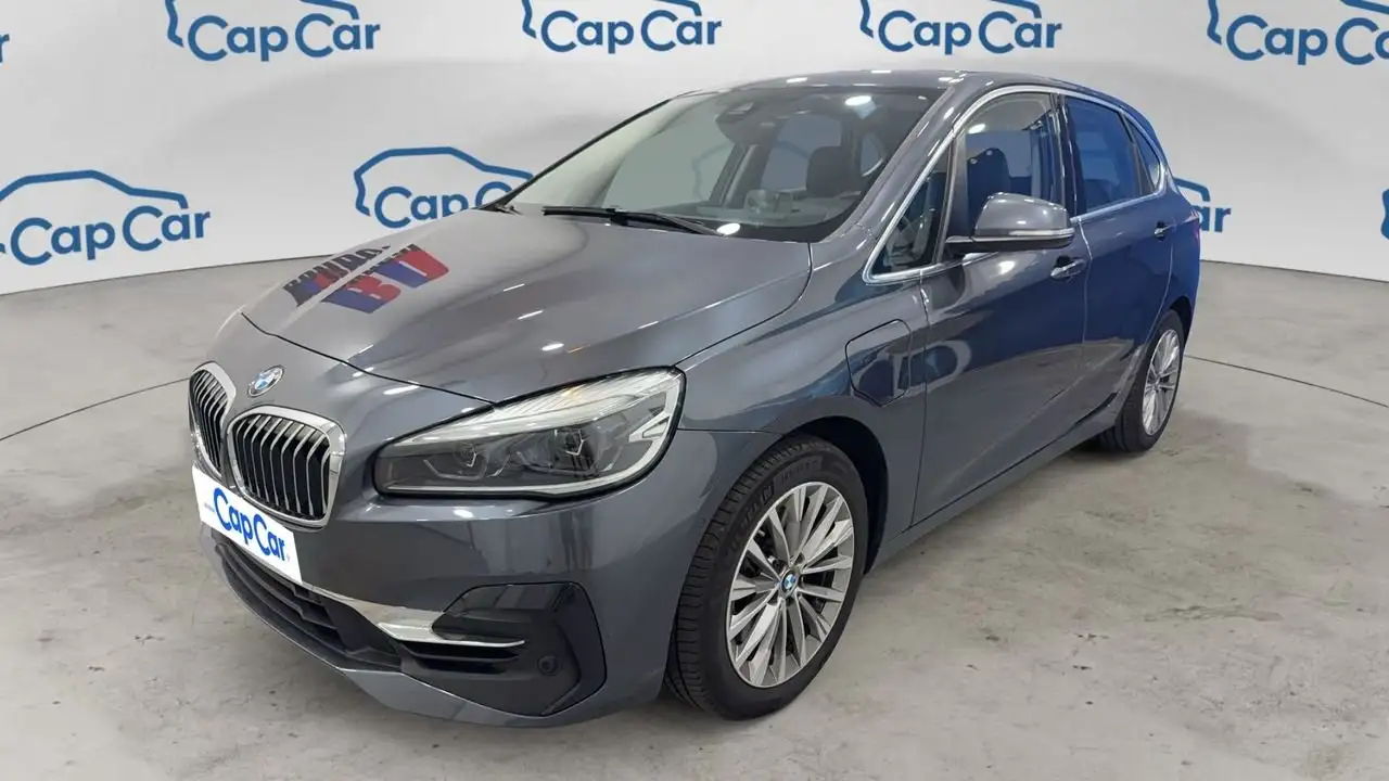 BMW 225