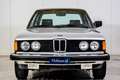BMW 320 3 Serie 320i srebrna - thumbnail 3