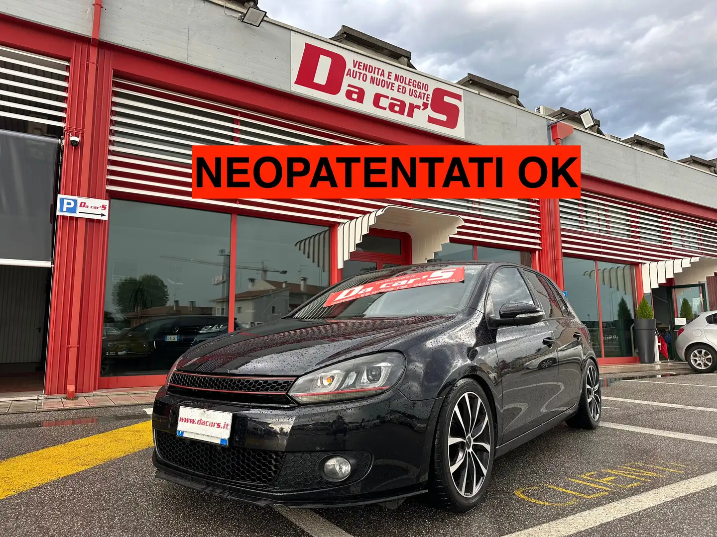 Volkswagen Golf 5p 1.6 tdi Highline, NEOPATENTATI OK! Nero - 1