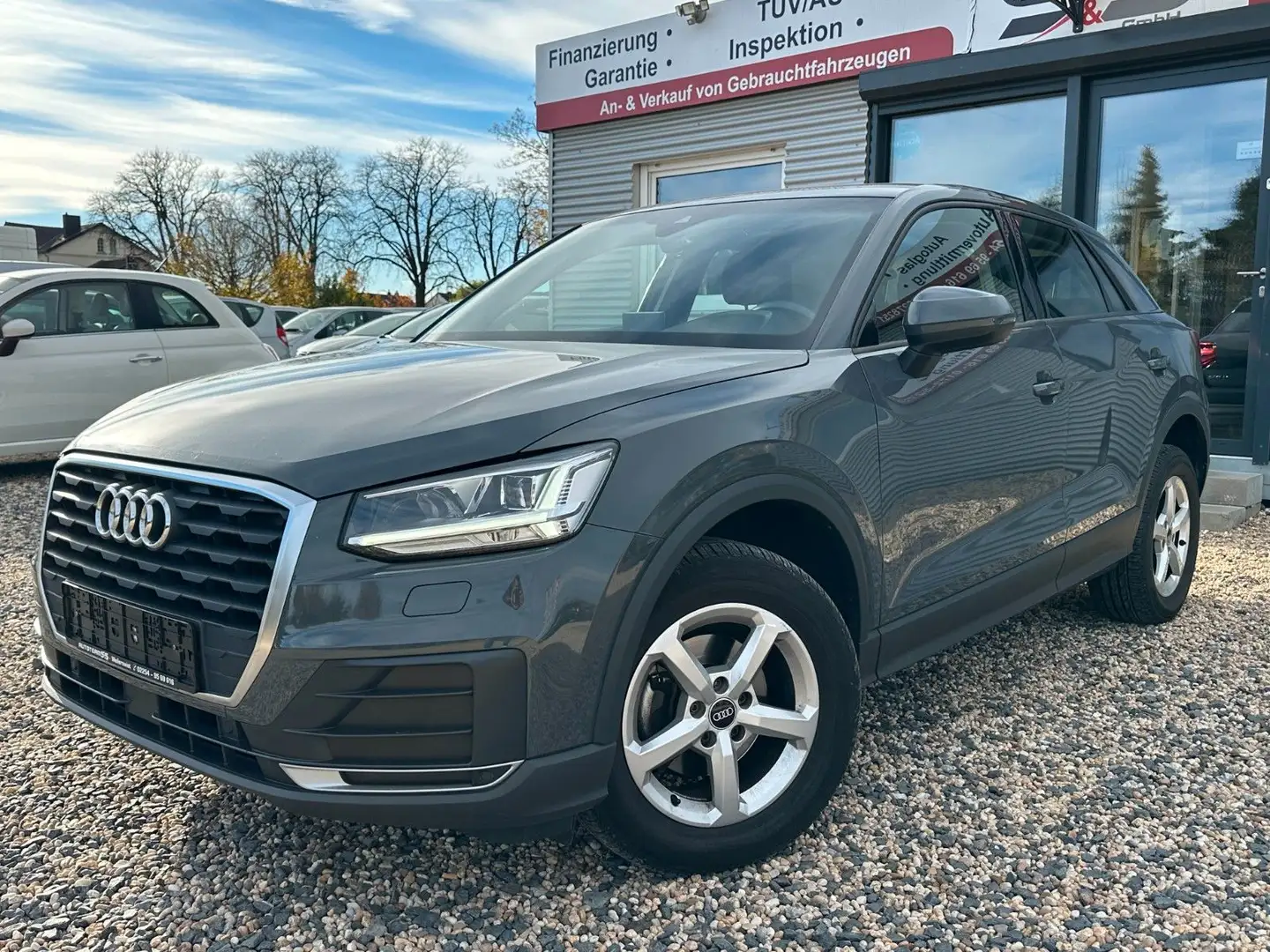Audi Q2 35 TFSI basis/1.HD./STRONIC/ACC/SPUR.ASS./ Grau - 1
