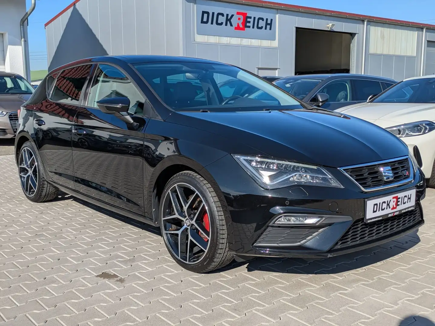 SEAT Leon 1.4 TSI FR SCHIEBE-GLAS*KAMERA*LED*DAB*TEMP Schwarz - 1