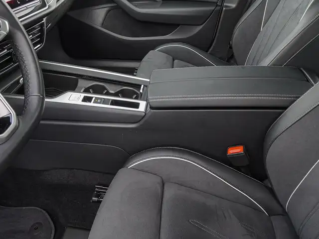 Volkswagen Passat view 14