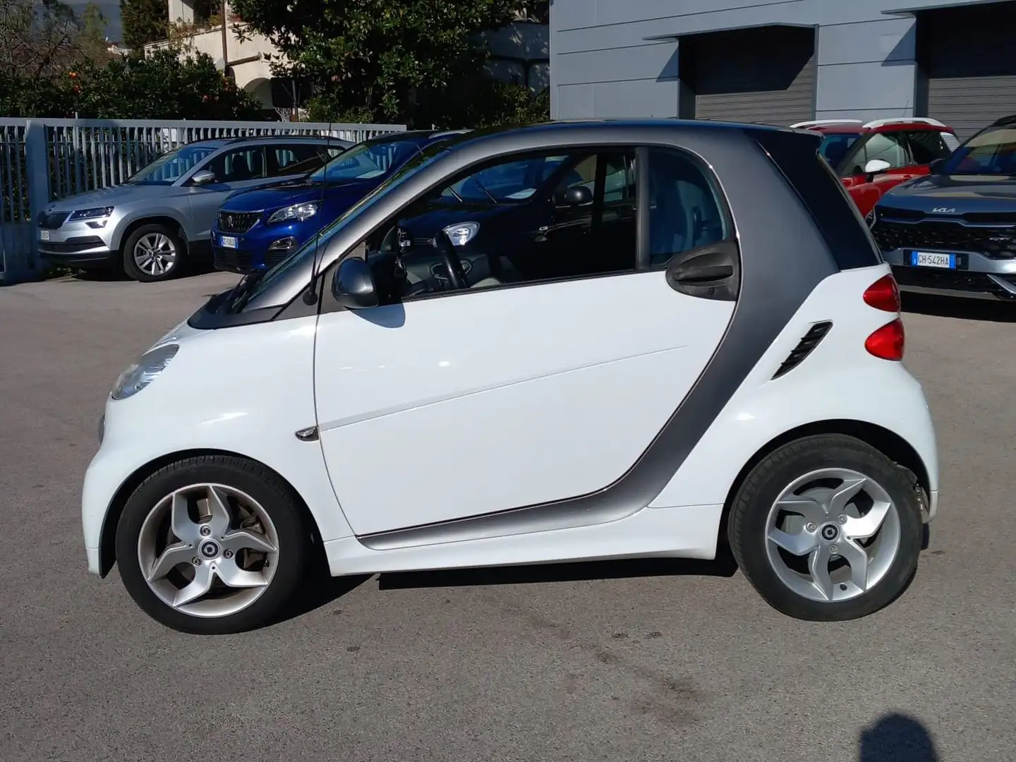 smart forTwo 1.0 mhd Passion 71cv Blanco - 2