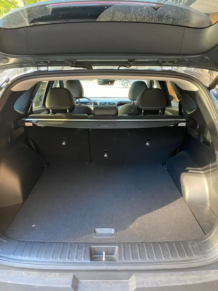 Hyundai TUCSON снимка Hyundai TUCSON