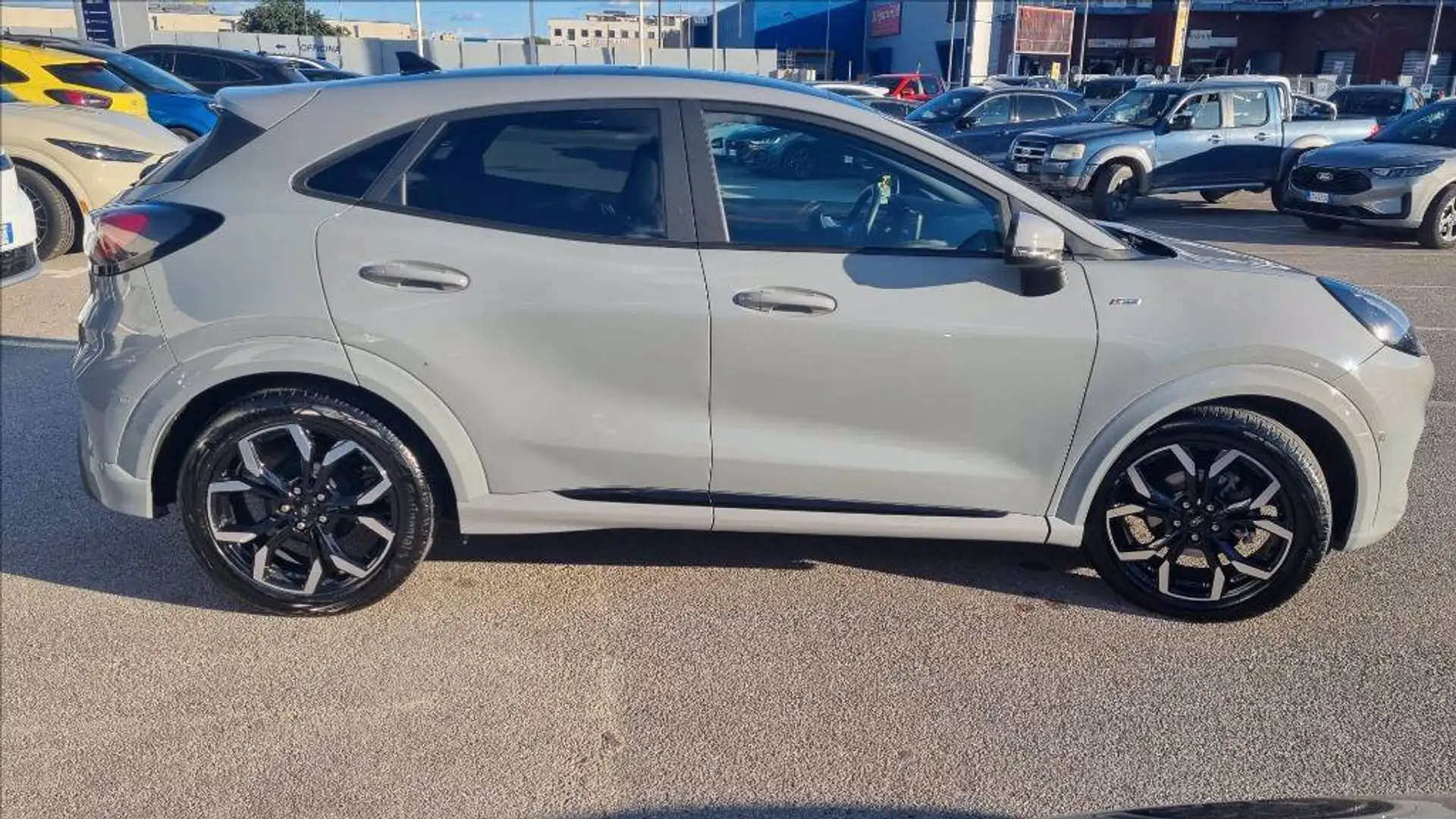 Ford Puma 1.5 ecoblue st-line x s&s 120cv Gris - 2
