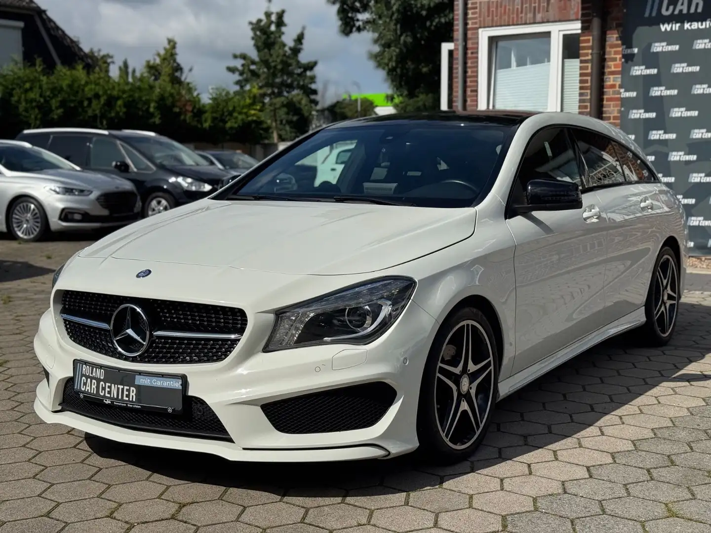 Mercedes-Benz CLA 200 AMG SB Sport Navi Pano Night Beyaz - 1