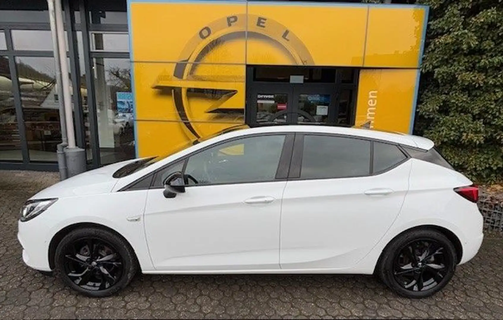 Opel Astra K Lim. 5-trg. Ultimate Start/Stop - 2