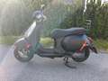 Vespa GTS 300 Nero - thumbnail 2
