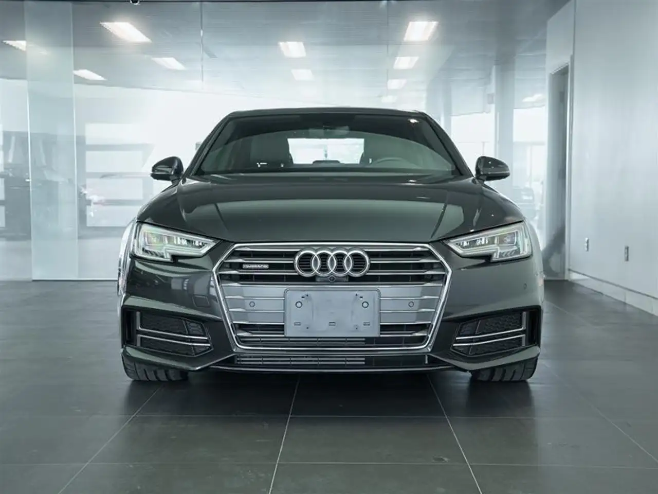 Audi A4 photo Audi A4