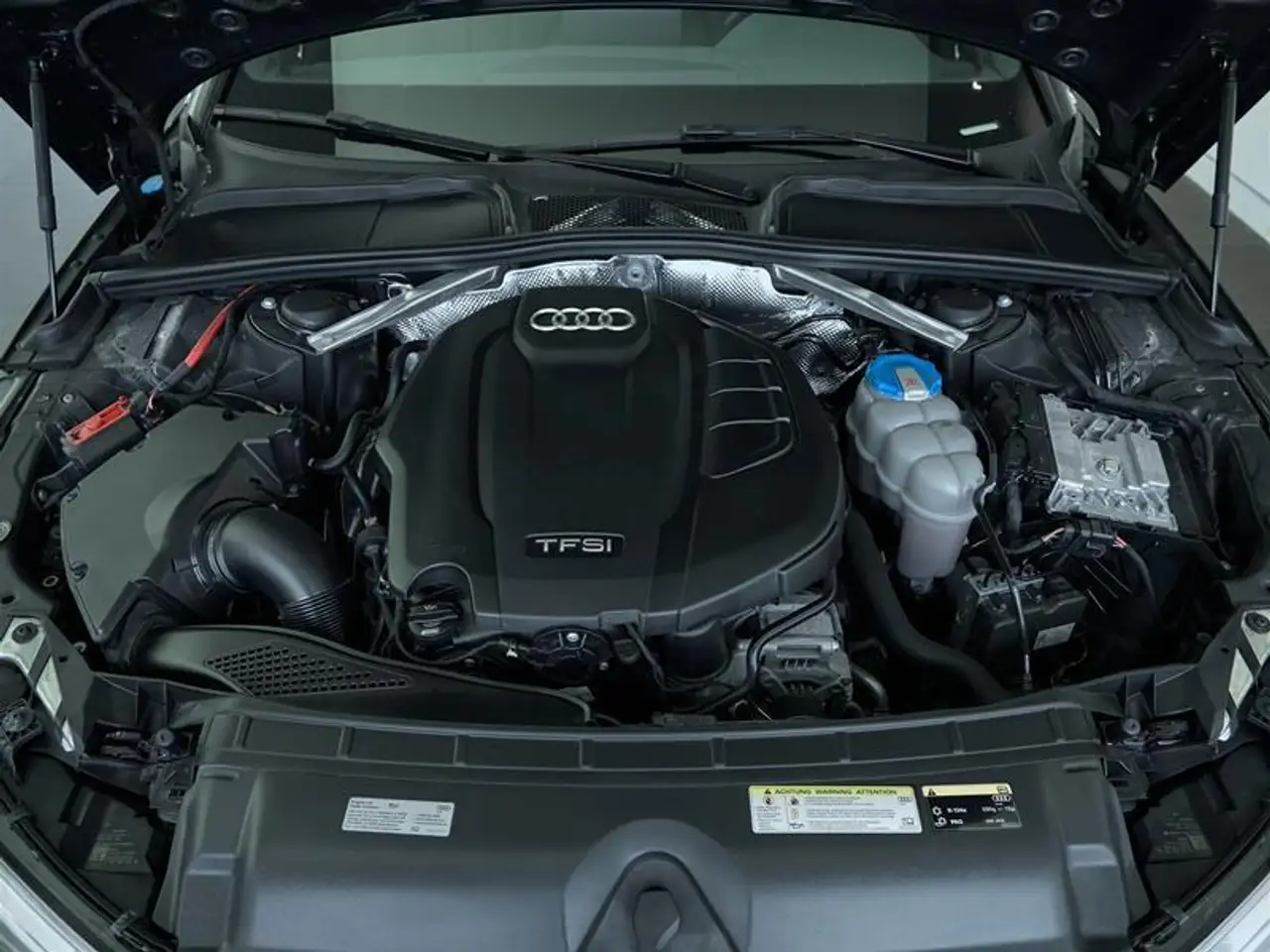Audi A4 photo Audi A4
