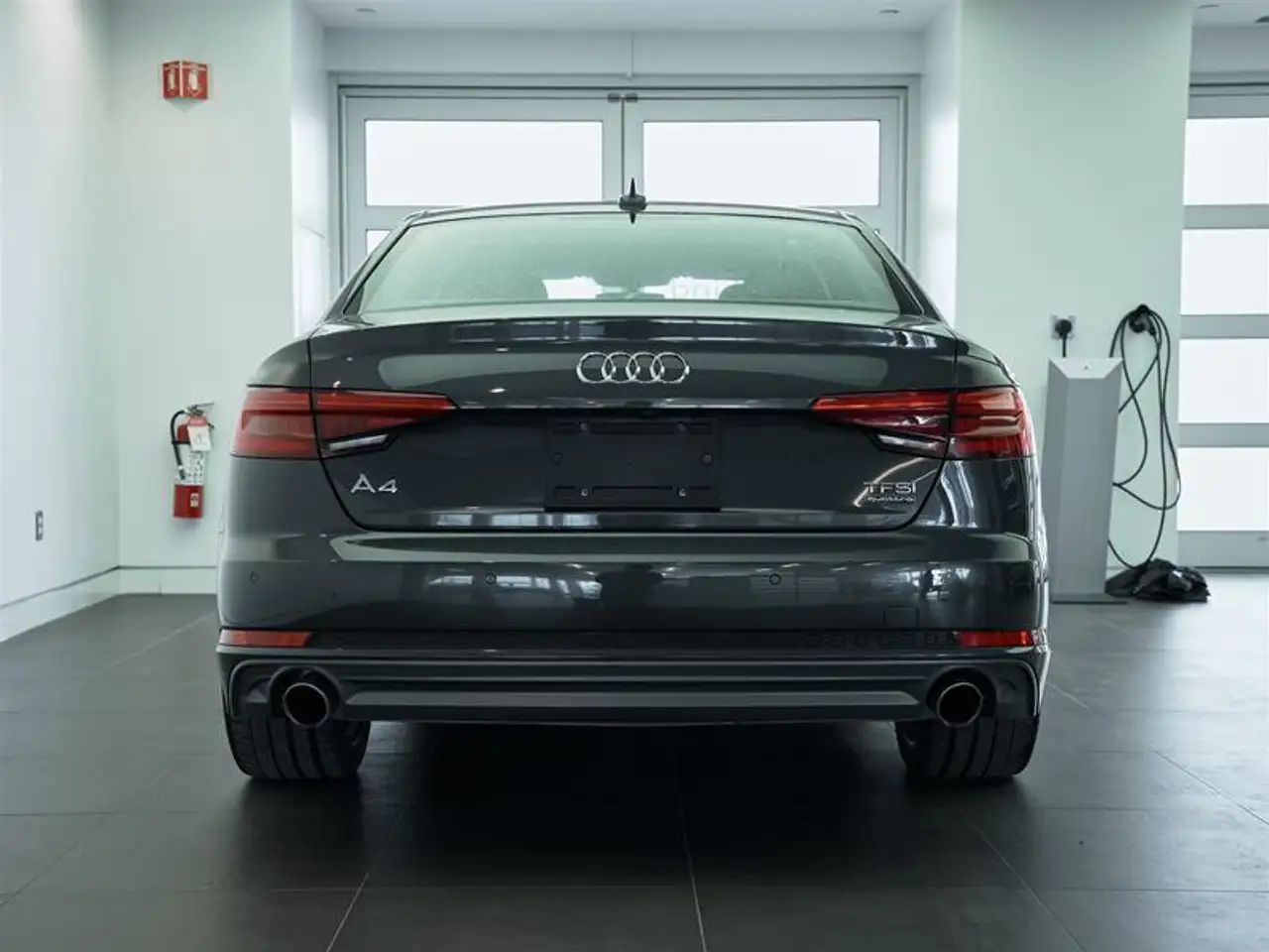 Audi A4 photo Audi A4